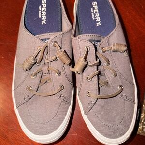 Sperry women’s Gray Canvas MULES Shoes